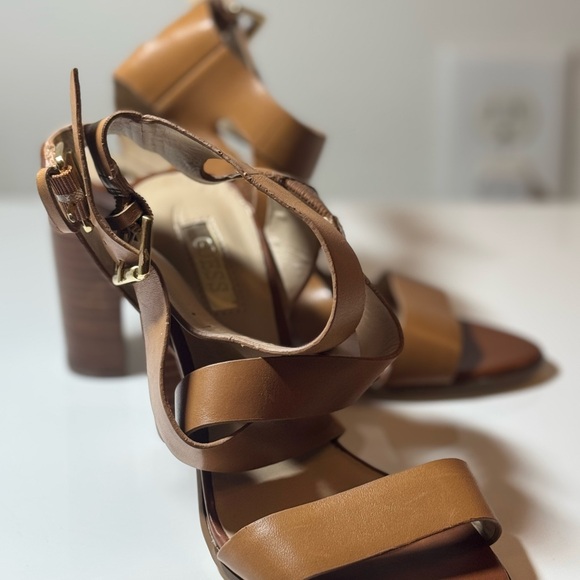 Guess strappy heel sandals - Picture 1 of 8